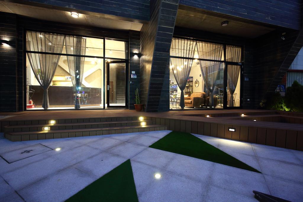 指南針民宿2178 & 工殿民宿2182 Hualien City Exterior foto